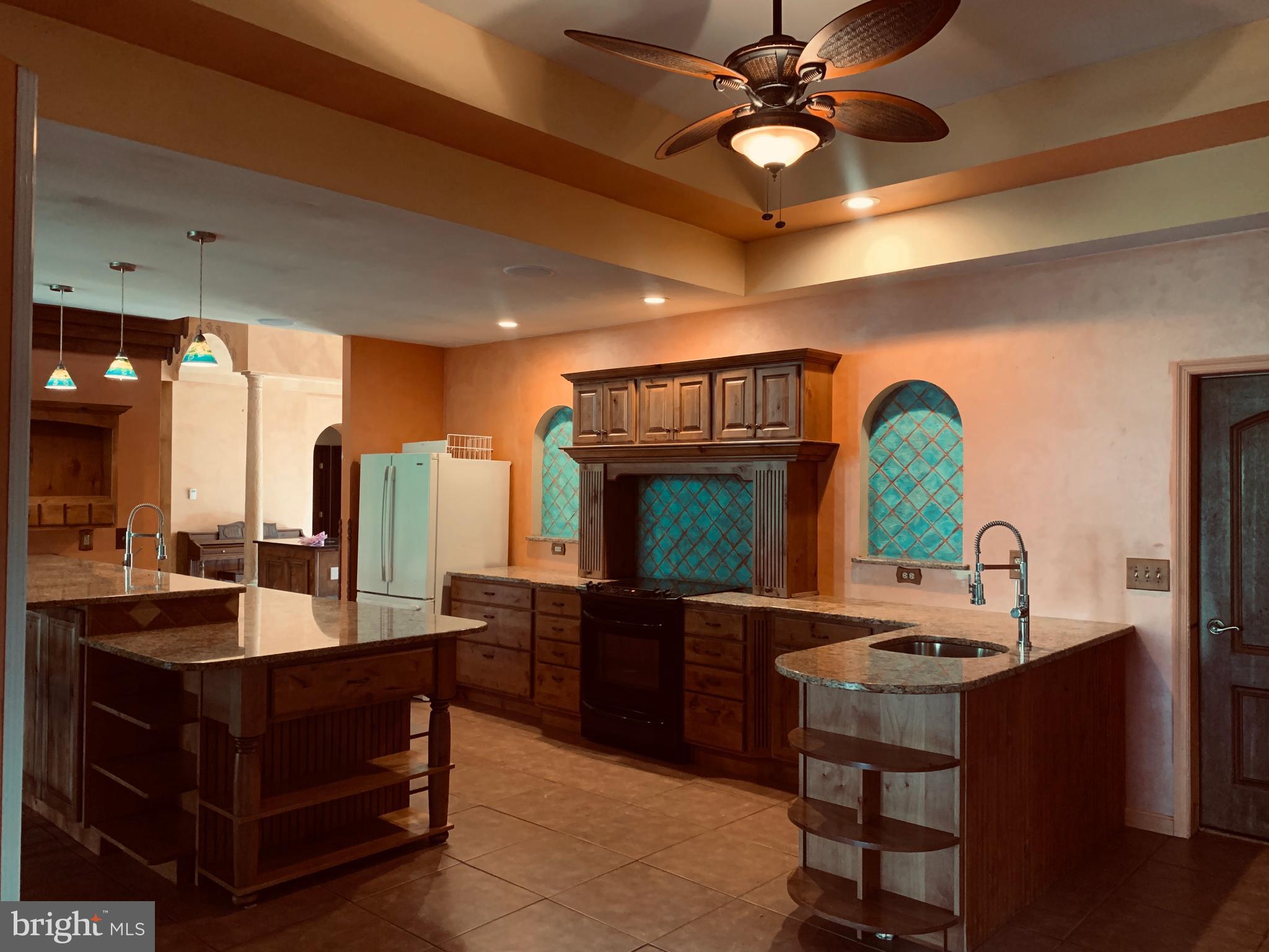 361 Sweet Arrow Lake Road Pine Grove, PA 17963 - Photo 4 of 16