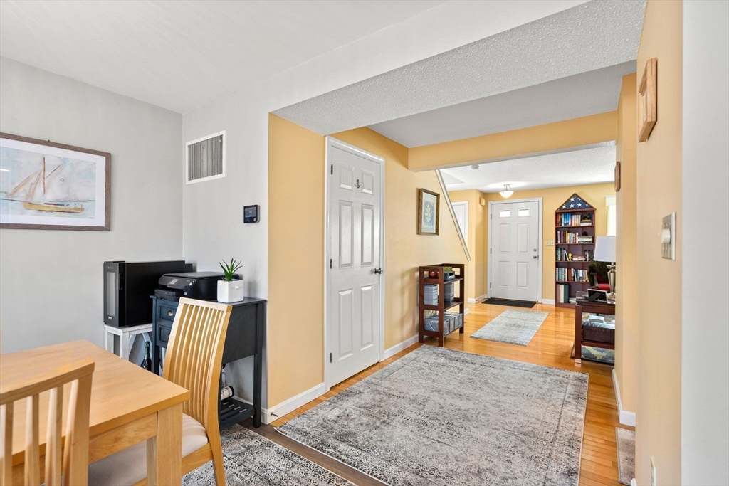 1215 Sheffield Way, Unit 1215 Saugus, MA 01906 - Photo 14 of 41