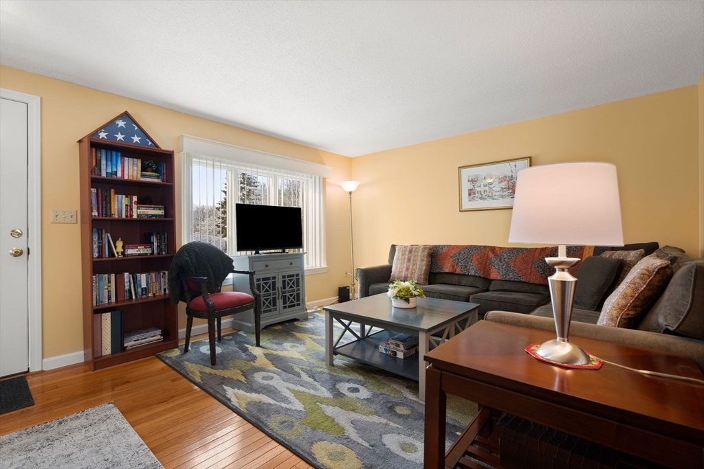 1215 Sheffield Way, Unit 1215 Saugus, MA 01906 - Photo 18 of 41