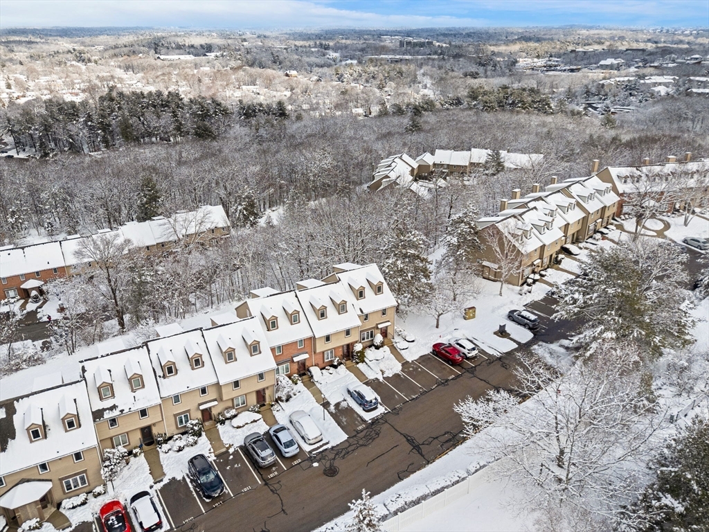 1215 Sheffield Way, Unit 1215 Saugus, MA 01906 - Photo 4 of 41