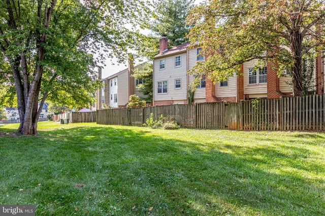 $2,700 | 9911 Whitewater Drive, Burke, VA 22015