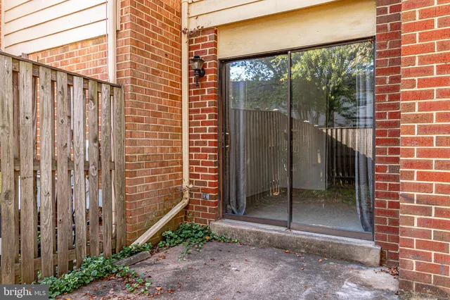 $2,700 | 9911 Whitewater Drive, Burke, VA 22015