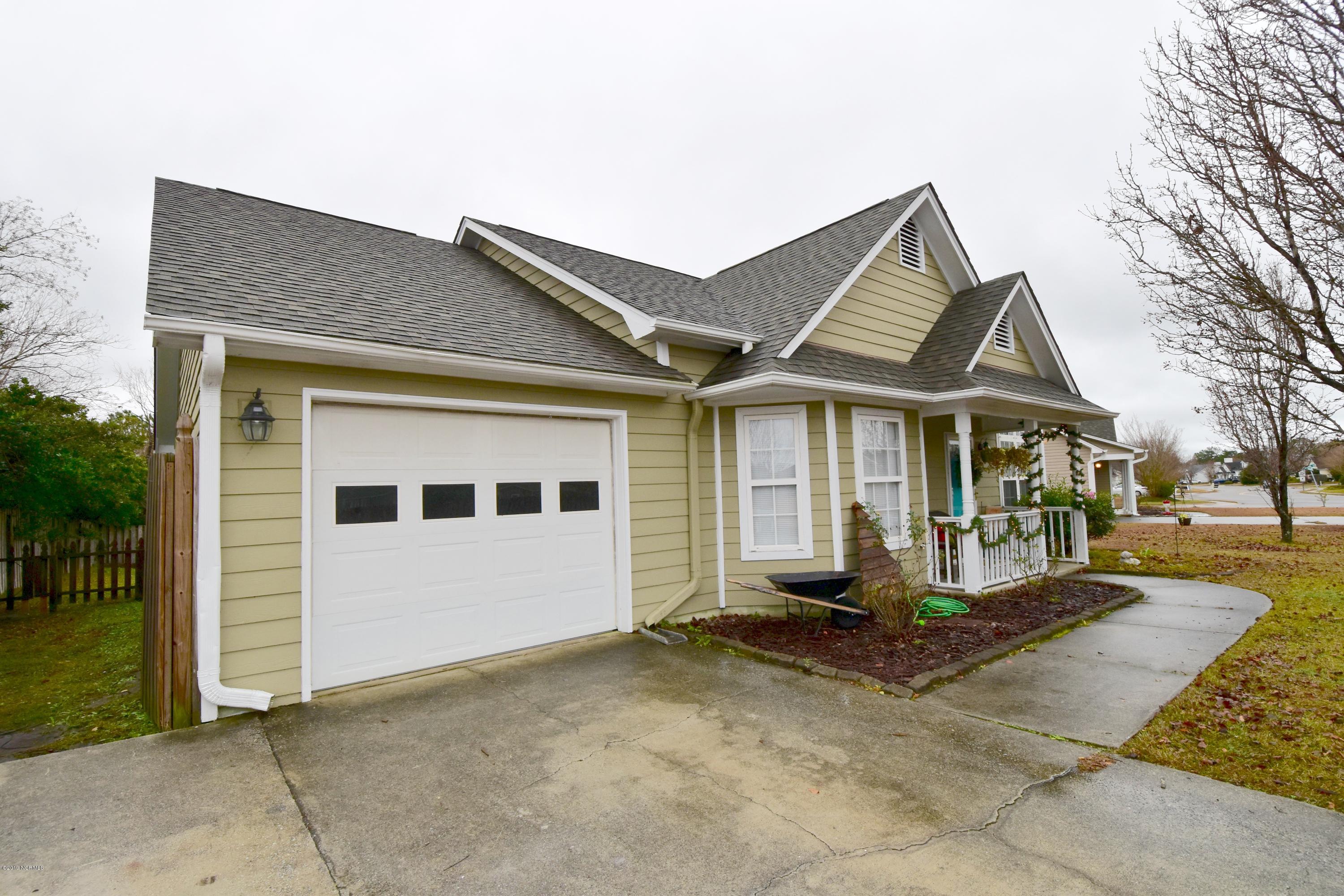 2304 White Road Wilmington, NC 28411 - Photo 4 of 21 DSC_0307