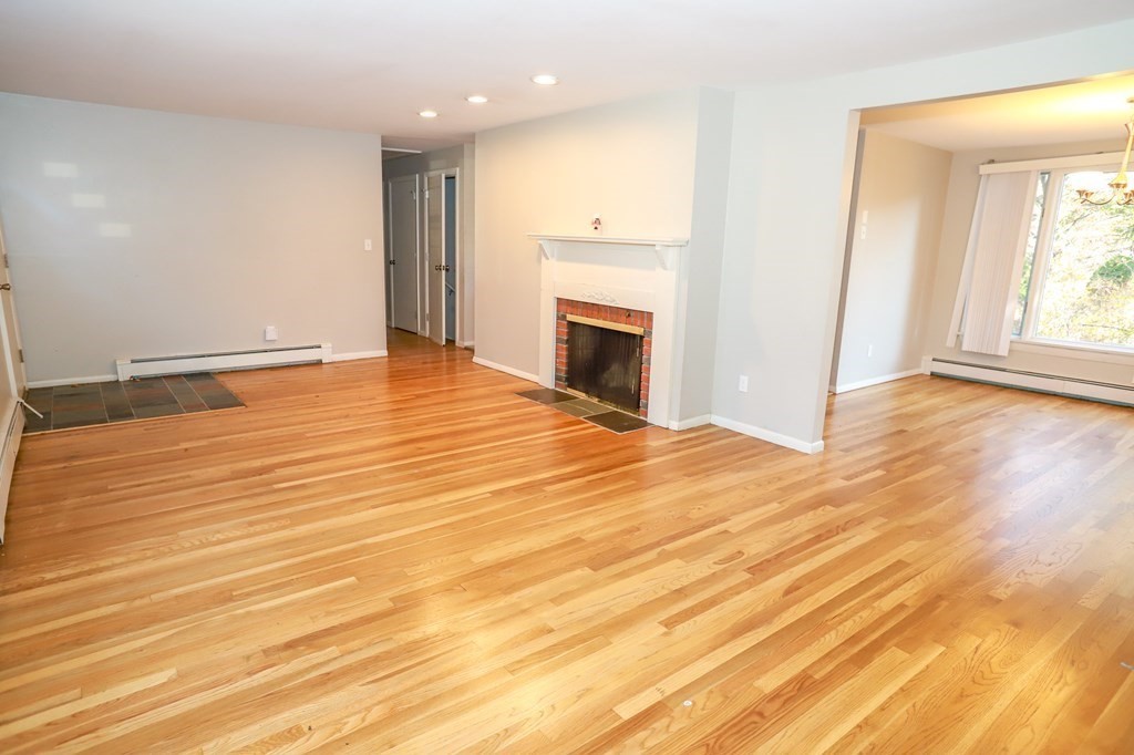 20 Cherokee Road Acton, MA 01720 - Photo 7 of 17 Gallery Image 7