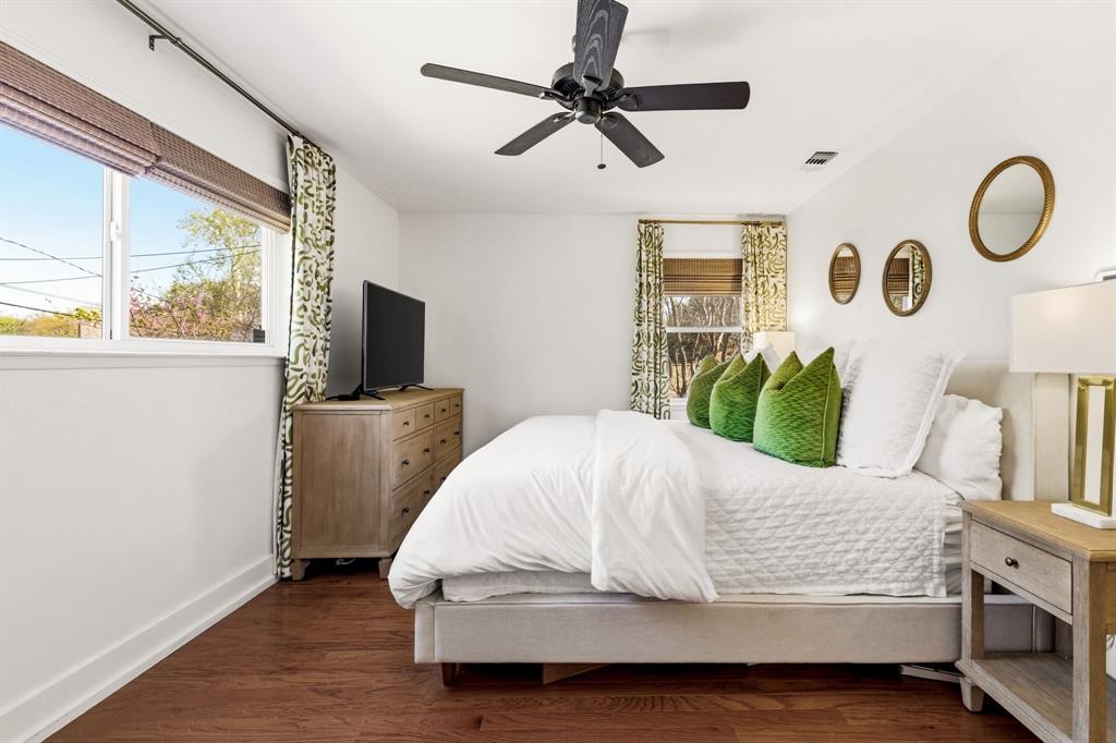 9925 Estate Lane Dallas, TX 75238 - Photo 17 of 39