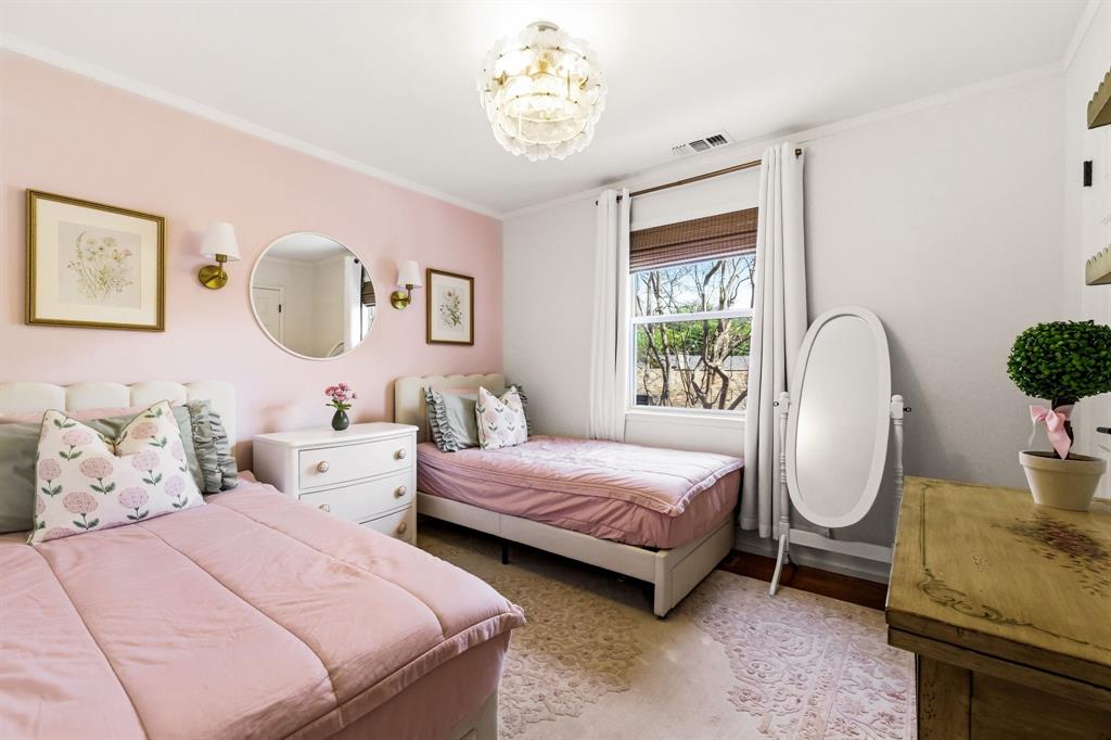 9925 Estate Lane Dallas, TX 75238 - Photo 20 of 39