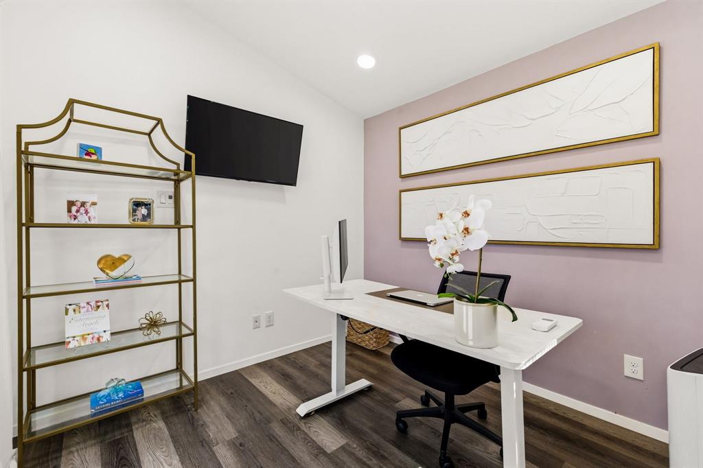 9925 Estate Lane Dallas, TX 75238 - Photo 29 of 39 Detached flex room with AC, walk in storage closet adjacent to flex