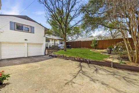 $699,000 | 9925 Estate Lane, Dallas, TX 75238