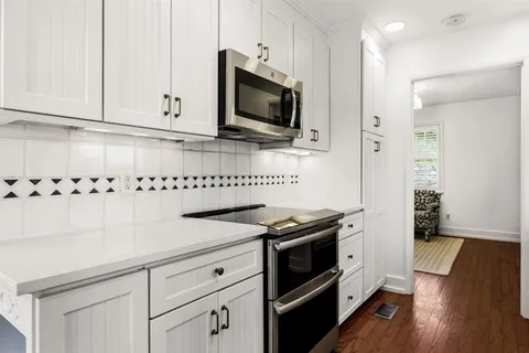 $699,000 | 9925 Estate Lane, Dallas, TX 75238