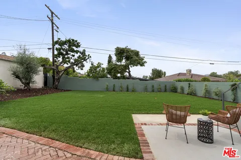 $1,675,000 | 3815 South Cochran Avenue, Los Angeles, CA 90008