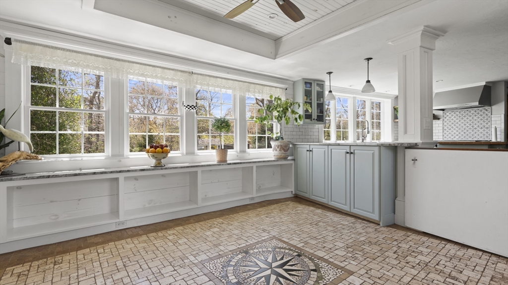 29 Back River Road Bourne, MA 02532 - Photo 6 of 37