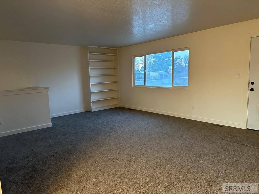 3975 Henderson Lane Pocatello, ID 83201 - Photo 7 of 10