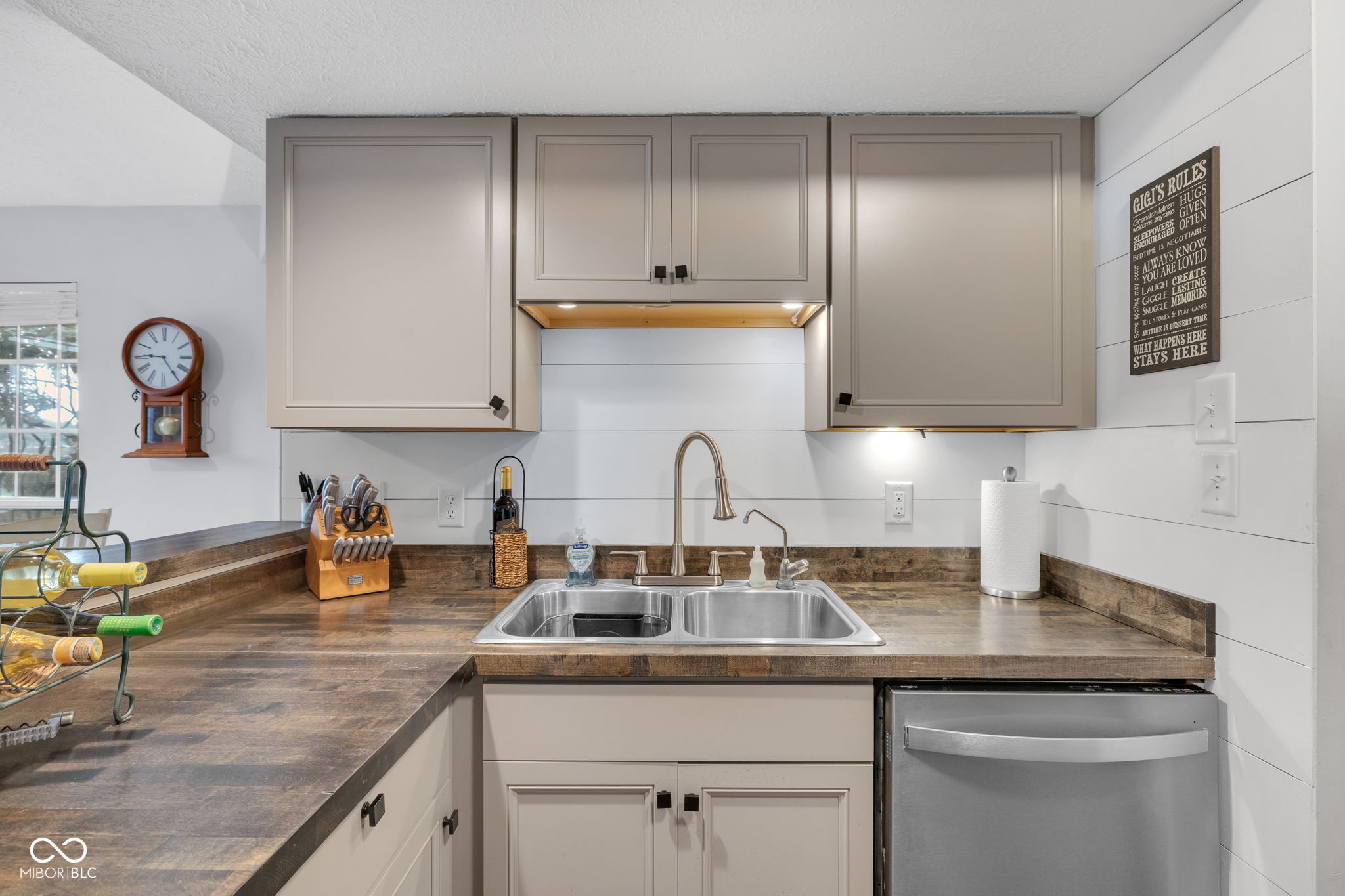 7580 Harbour Indianapolis, IN 46240 - Photo 12 of 33