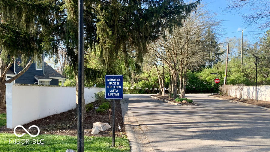 7580 Harbour Indianapolis, IN 46240 - Photo 32 of 33