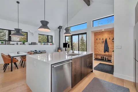 $1,250,000 | 24700 Lone Tooth Trail, Oak Creek, CO 80467