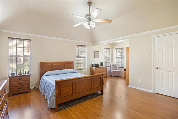 $324,900 | 1214 Chaparral Ln., Granbury, TX 76048