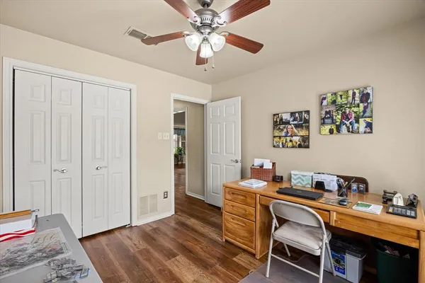 $324,900 | 1214 Chaparral Ln., Granbury, TX 76048