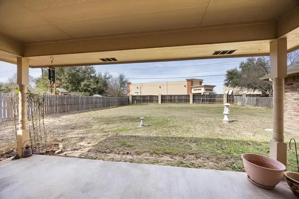 $324,900 | 1214 Chaparral Ln., Granbury, TX 76048