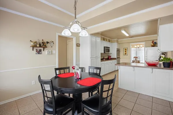 $324,900 | 1214 Chaparral Ln., Granbury, TX 76048