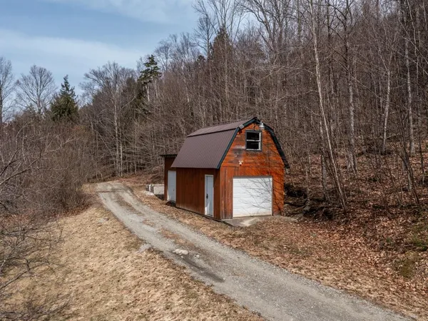 $624,900 | 3520 Hinesburg Hollow Road, Starksboro, VT 05487