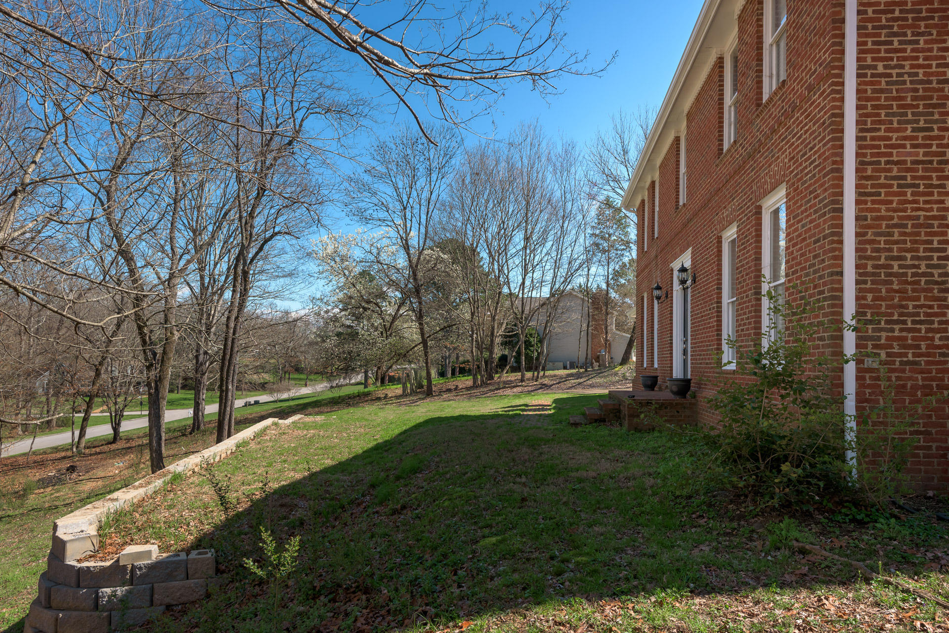 8236 Mitchell Mill Road Ooltewah, TN 37363 - Photo 34 of 47 xfront4