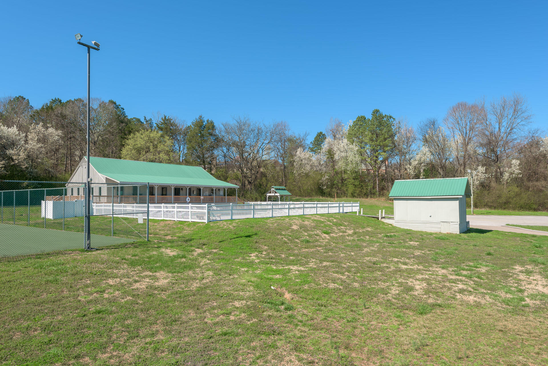 8236 Mitchell Mill Road Ooltewah, TN 37363 - Photo 45 of 47 xpoolhouse2