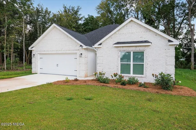 $289,900 | 350 Browning Pointe Road, Unit POINTE, Macon, GA 31216