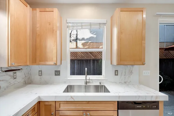 $685,000 | 154 Piper Lane, Sonoma, CA 95476