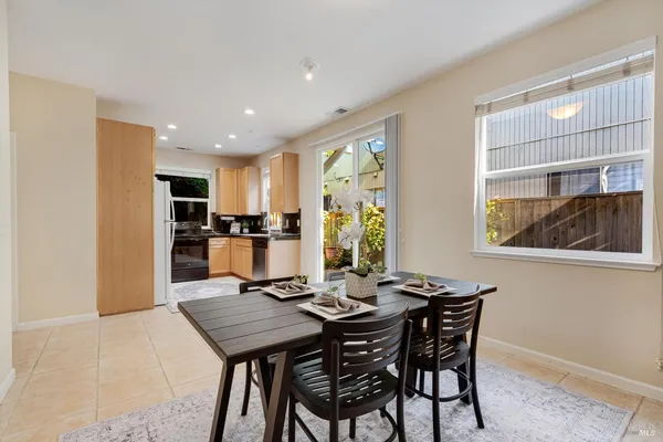 $685,000 | 154 Piper Lane, Sonoma, CA 95476