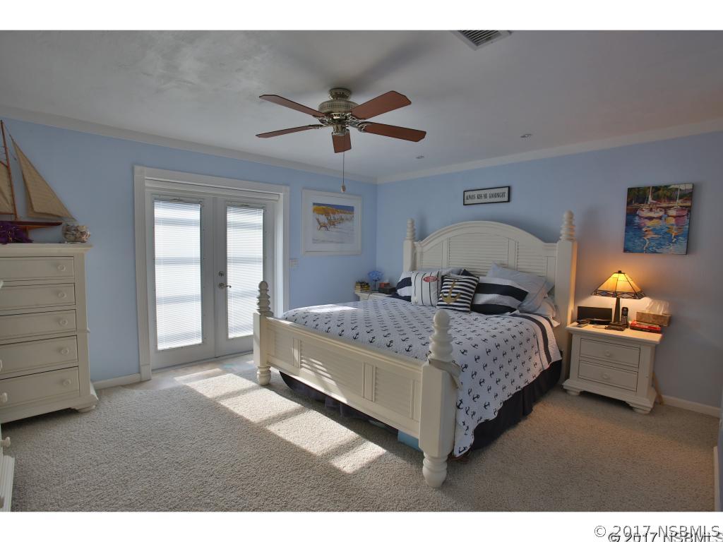 186 Flamingo Road Edgewater, FL 32141 - Photo 18 of 36 Gallery Image 18