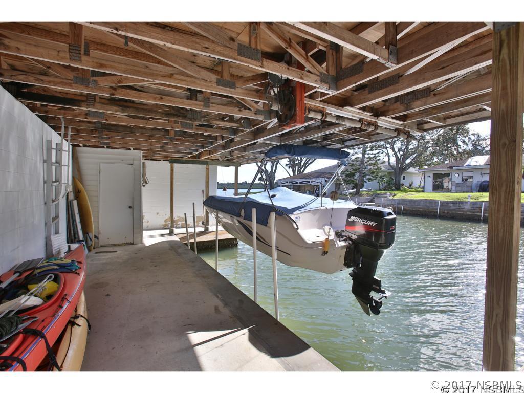 186 Flamingo Road Edgewater, FL 32141 - Photo 22 of 36 Gallery Image 22