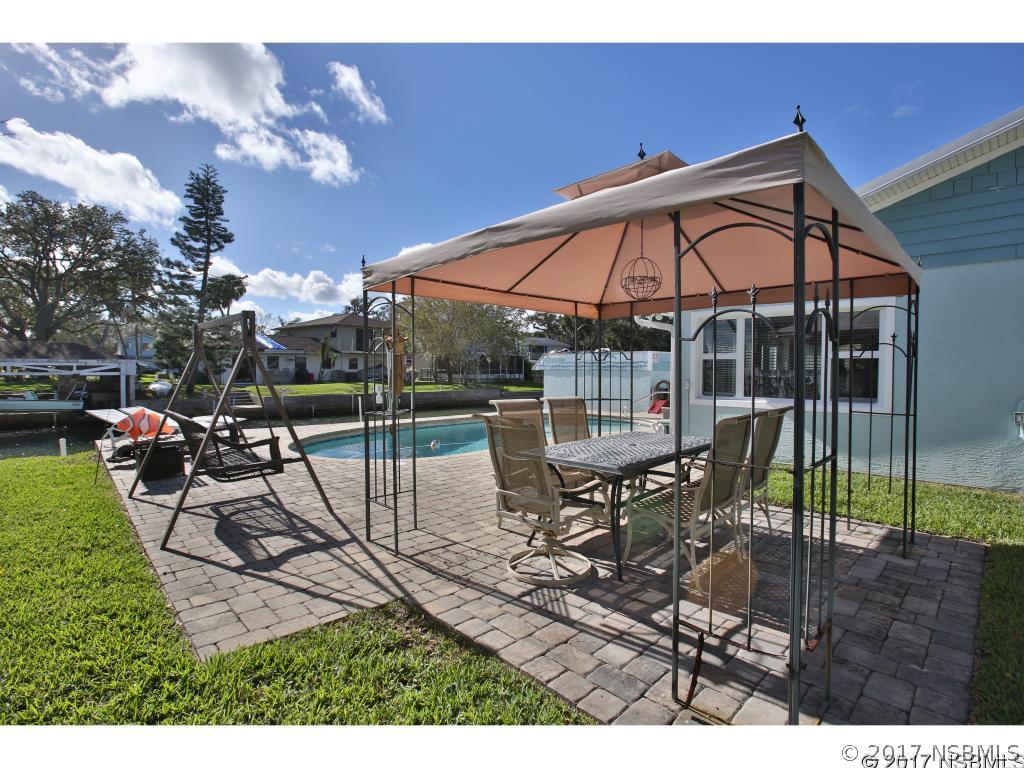 186 Flamingo Road Edgewater, FL 32141 - Photo 26 of 36 Gallery Image 26