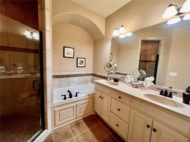 $420,000 | 4149 Northeast Chapel Manor Drive, Lee's Summit, MO 64064