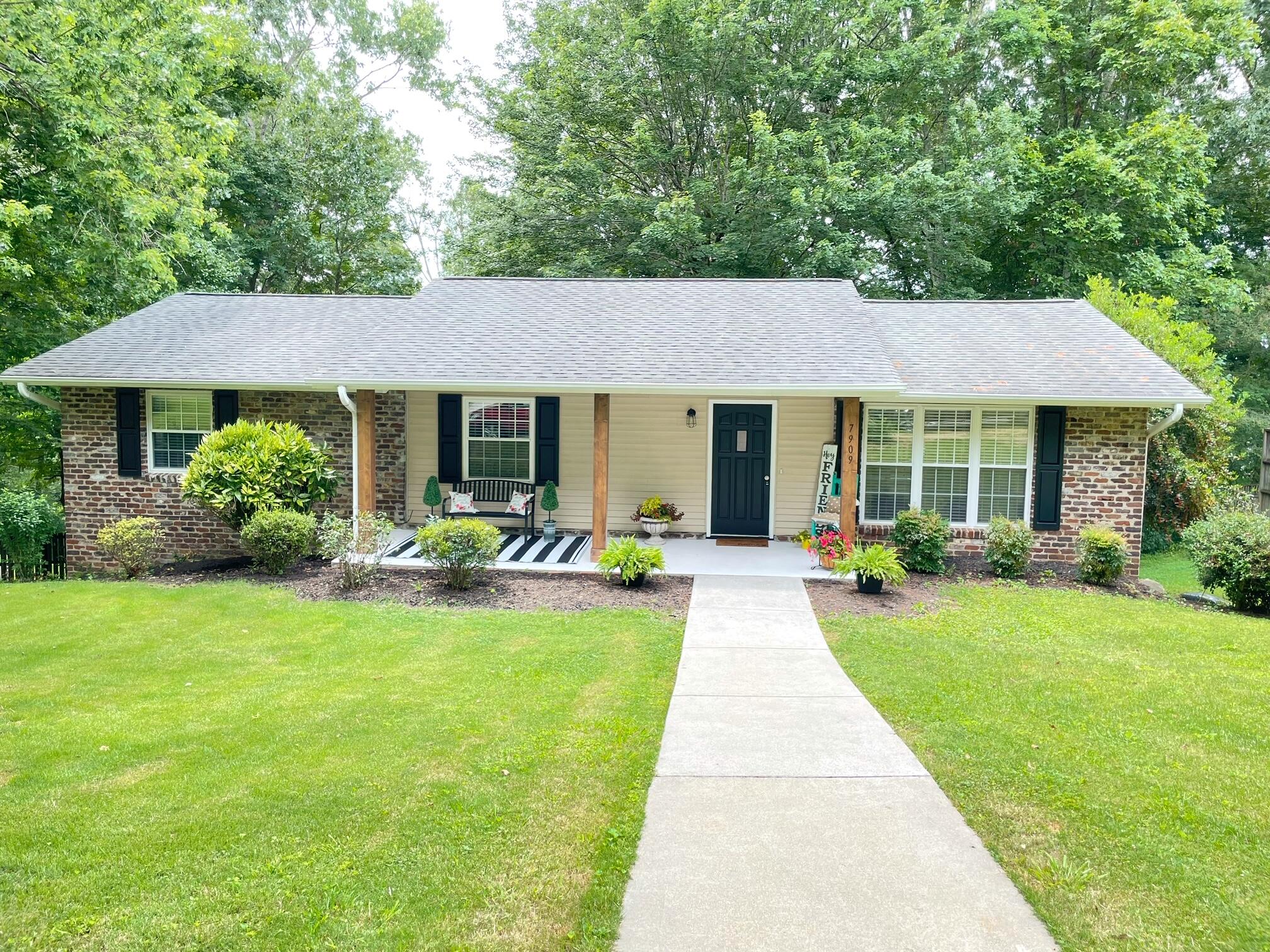 7909 Ashley Road Powell, TN 37849 - Photo 1 of 27 image0
