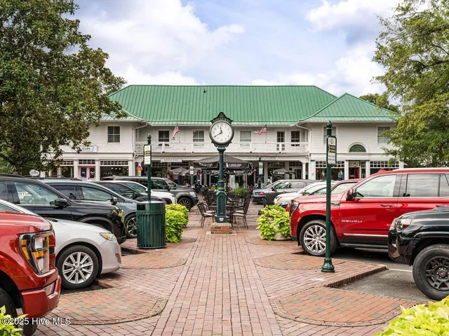 $300,000 | 800 St Andrews Drive, Unit 260, Pinehurst, NC 28374