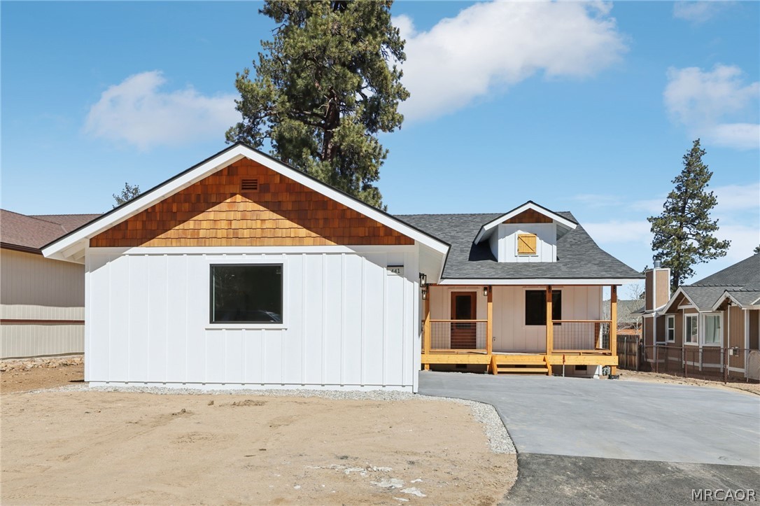 441 Wagon Wheel Road Big Bear City, CA 92314 - Photo 2 of 50