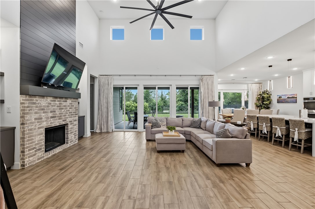 2852 Persimmon Ridge Court Bryan, TX 77807 - Photo 4 of 36