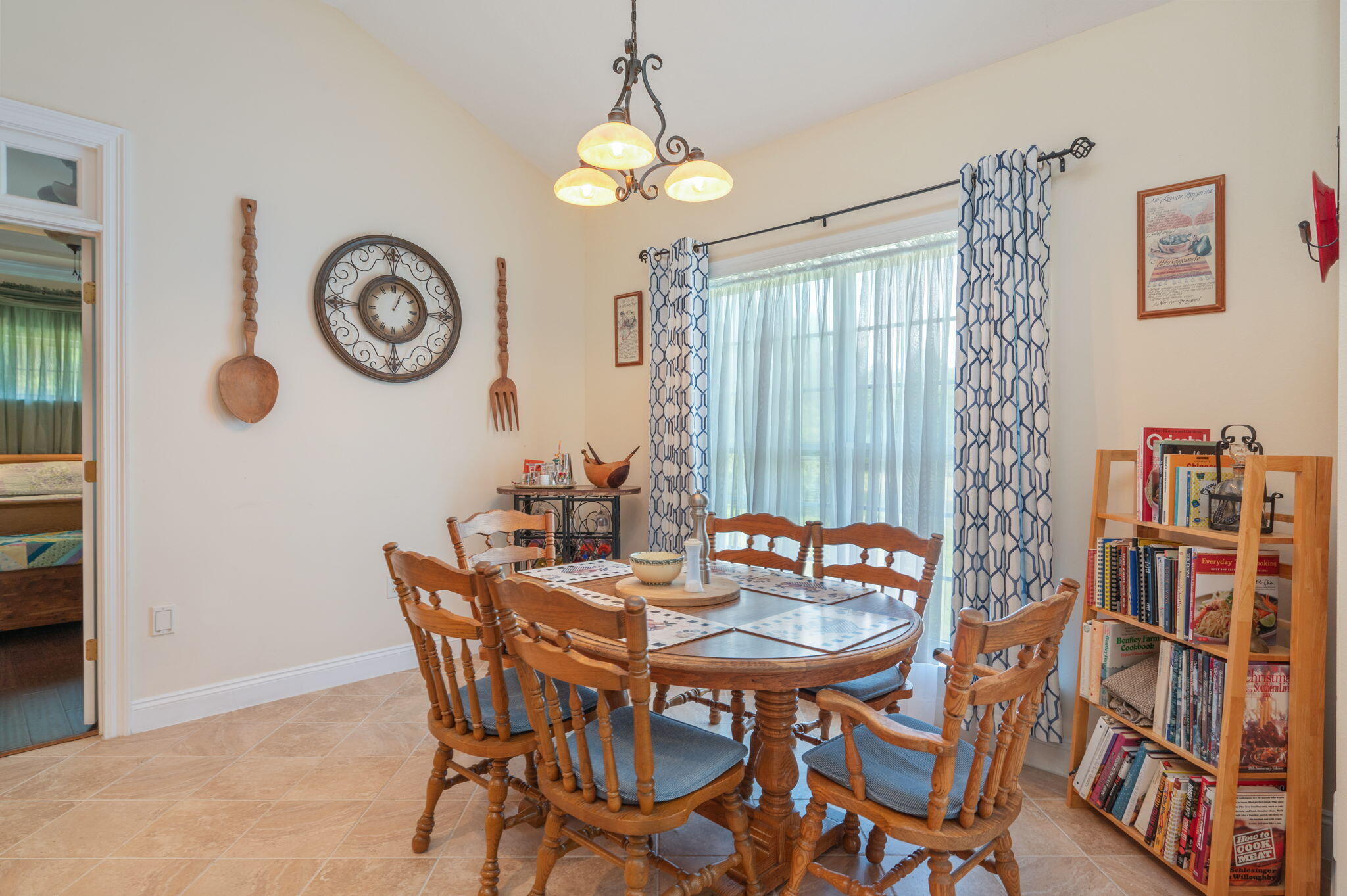 6199 Lake Ella Road Crestview, FL 32539 - Photo 21 of 58 Eat in area