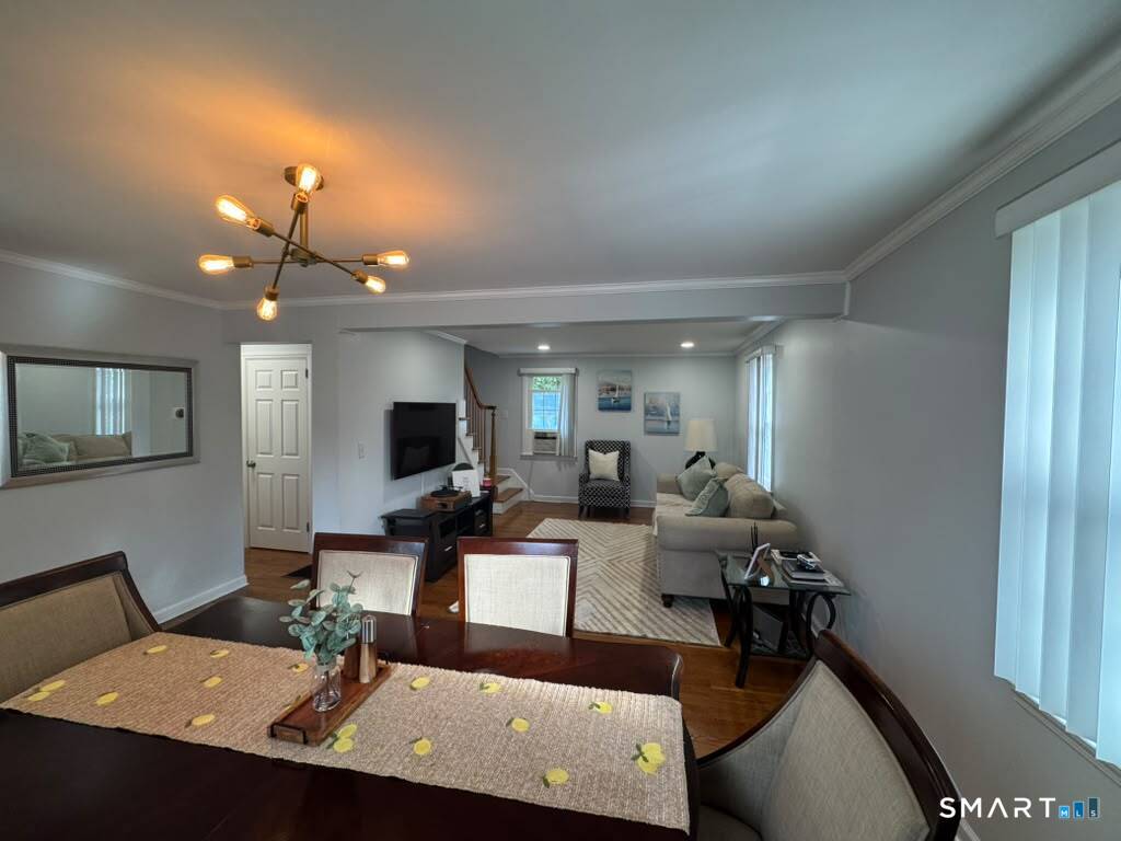 681 Jennings Road Fairfield, CT 06824 - Photo 9 of 36 Gallery Image 9