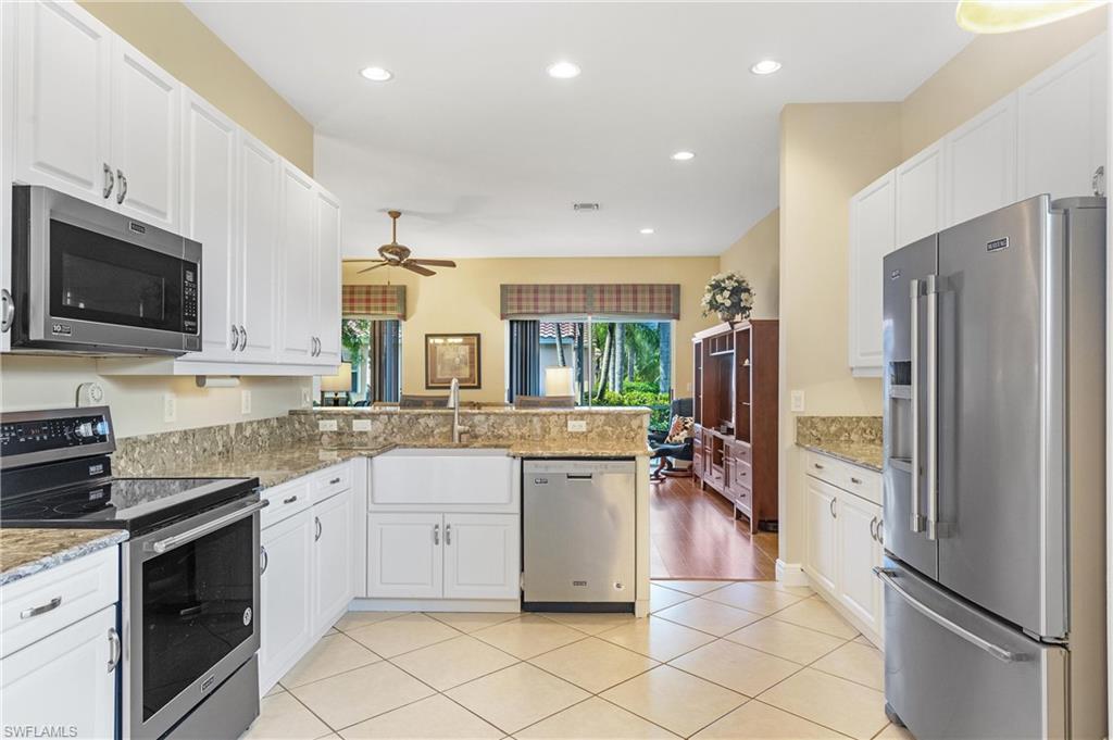 9368 Springview Loop Estero, FL 33928 - Photo 5 of 22 Gallery Image 5