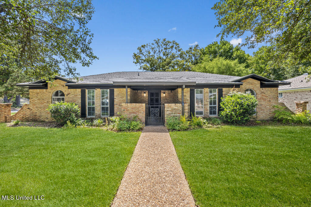 3409 Nottingham Road Ocean Springs, MS 39564 - Photo 1 of 24 00