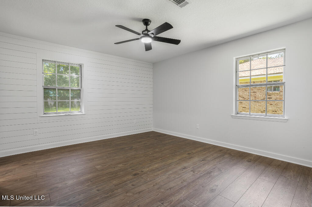 3409 Nottingham Road Ocean Springs, MS 39564 - Photo 18 of 24 17