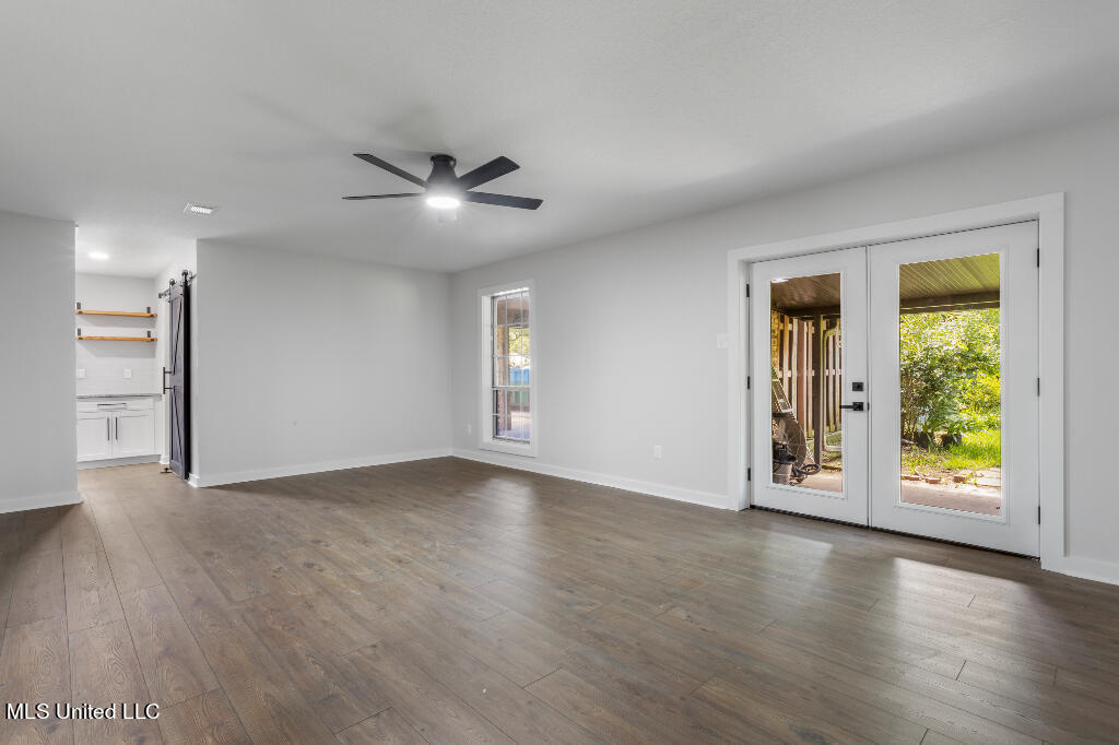 3409 Nottingham Road Ocean Springs, MS 39564 - Photo 6 of 24 05