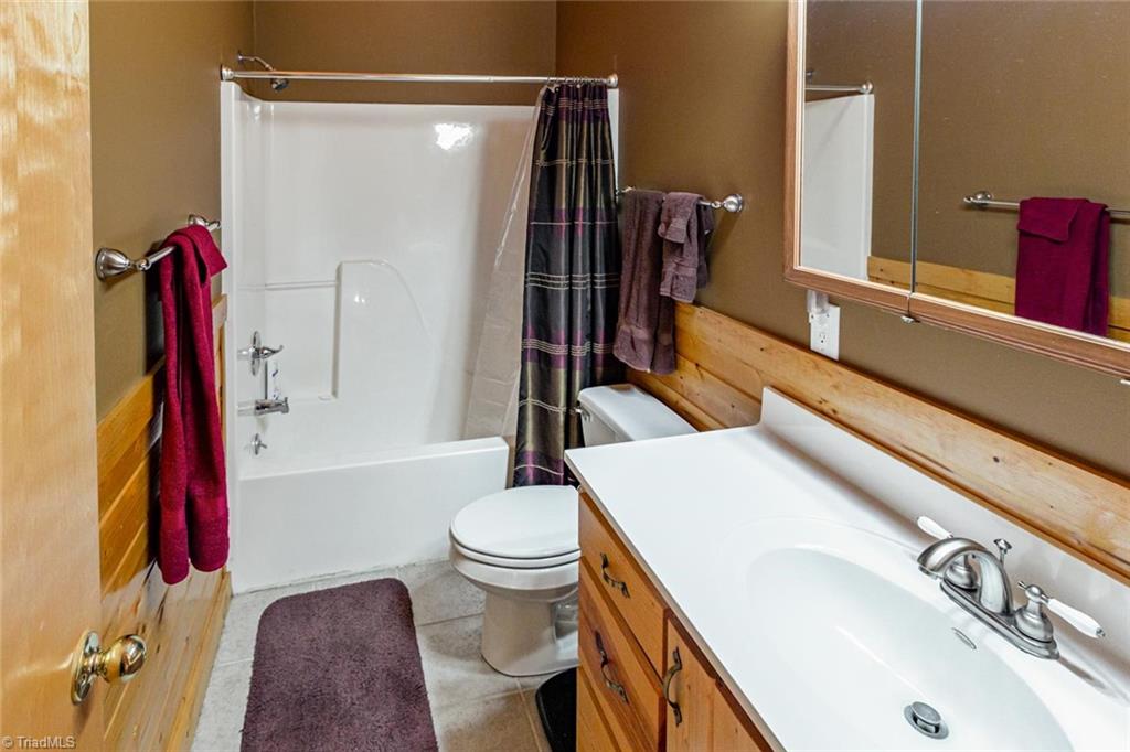 83 Mountain Ridge Road Piney Creek, NC 28663 - Photo 24 of 39 Gallery Image 24