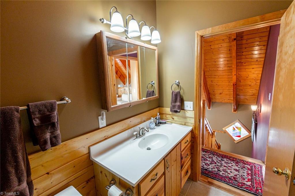 83 Mountain Ridge Road Piney Creek, NC 28663 - Photo 25 of 39 Gallery Image 25