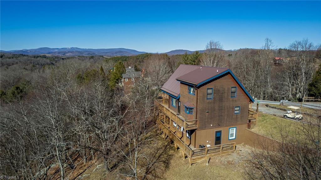 83 Mountain Ridge Road Piney Creek, NC 28663 - Photo 6 of 39 Gallery Image 6