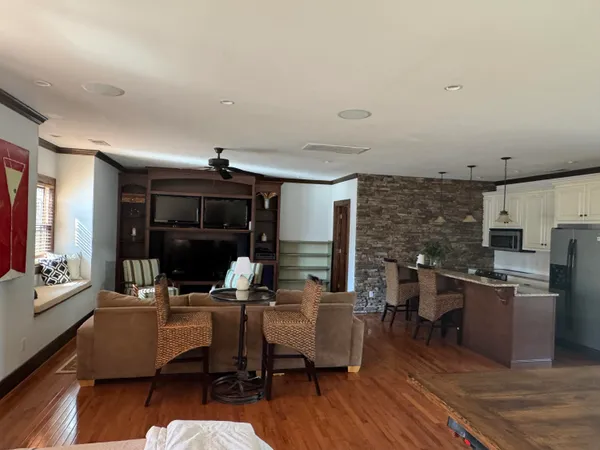 $1,500 | Undisclosed Address, Signal Mountain, TN 37377