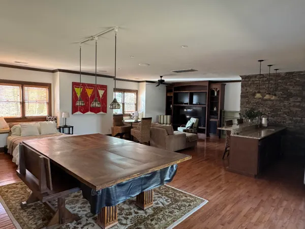 $1,500 | Undisclosed Address, Signal Mountain, TN 37377