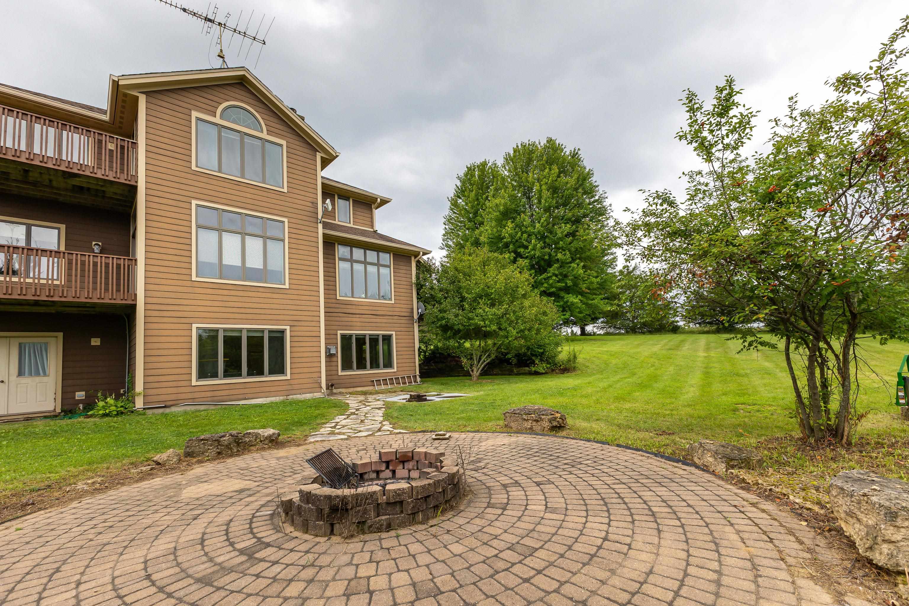 246 Thunder Bay Road Galena, IL 61036 - Photo 6 of 65 Gallery Image 6