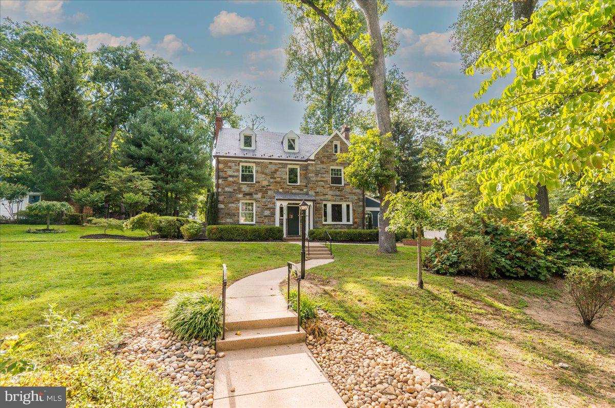 9214 Crosby Road Silver Spring, MD 20910 - Photo 5 of 65